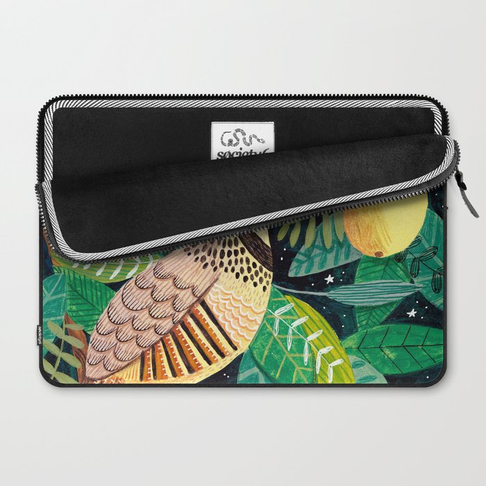 Partridge in a pear tree Laptop Sleeve Gallery Image 2