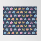 Orchid mantis - Dark Throw Blanket Gallery Image 2