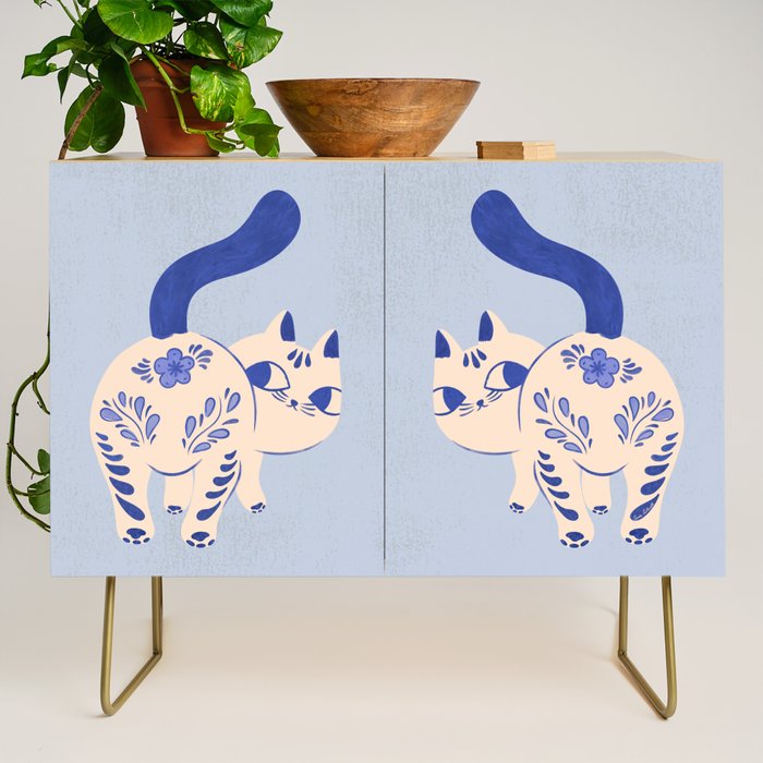 Purrcelin Cat - Pretty Delft Porcelain Kitty Credenza Gallery Image 1