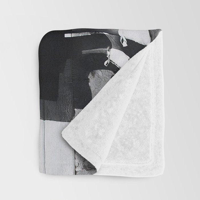 Women Beer Drinkers, Black and White Vintage Art Throw Blanket Gallery Image 3