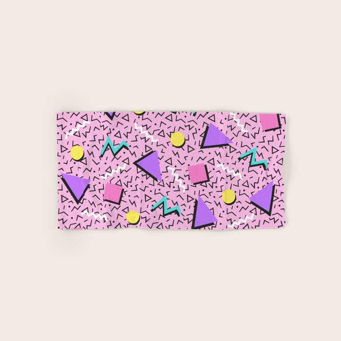 Memphis pattern 123 - 80s / 90s Retro Bath Towel Gallery Image 1