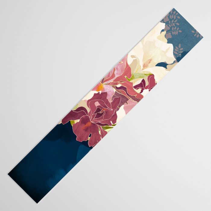 Cottage Iris View Table Runner Gallery Image 3