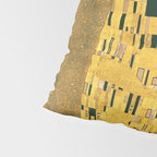 The Kiss Pillow Sham Gallery Image 4