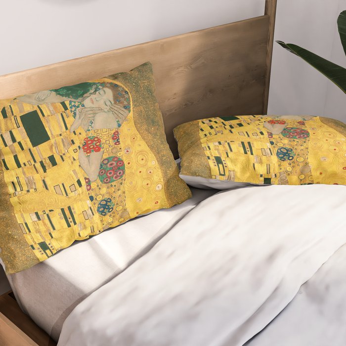 The Kiss Pillow Sham Gallery Image 2