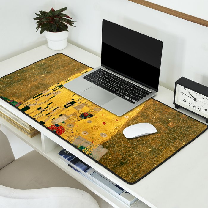 The Kiss Desk Mat Gallery Image 2