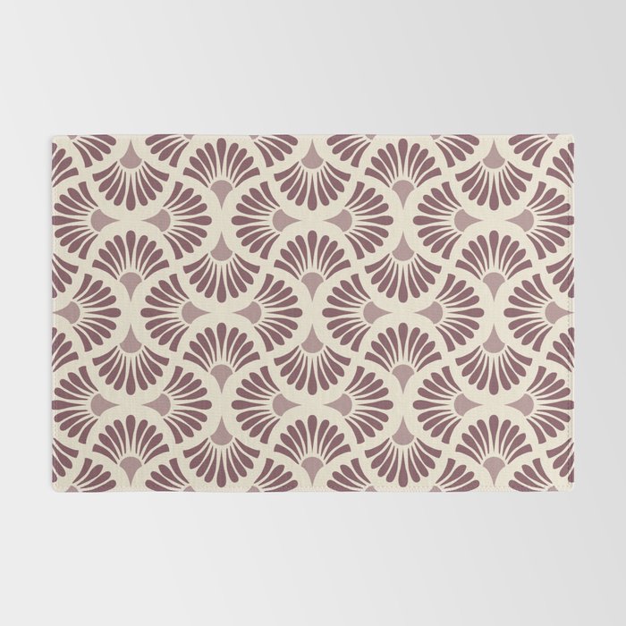 Vintage Fan Shell Pattern Rug Gallery Image 2
