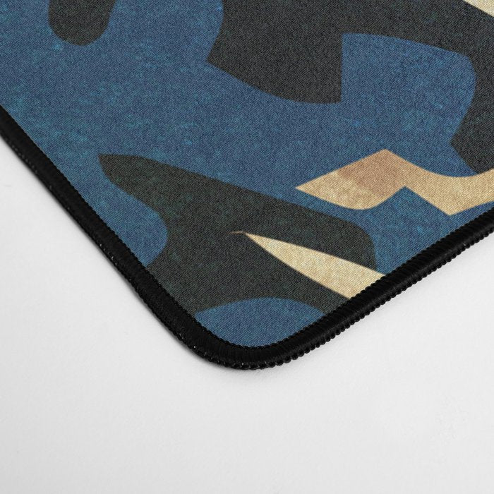 Metallic Stingray II Desk Mat Gallery Image 4