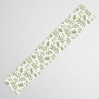 Modern Foliage . Lush Green Table Runner Gallery Image 3