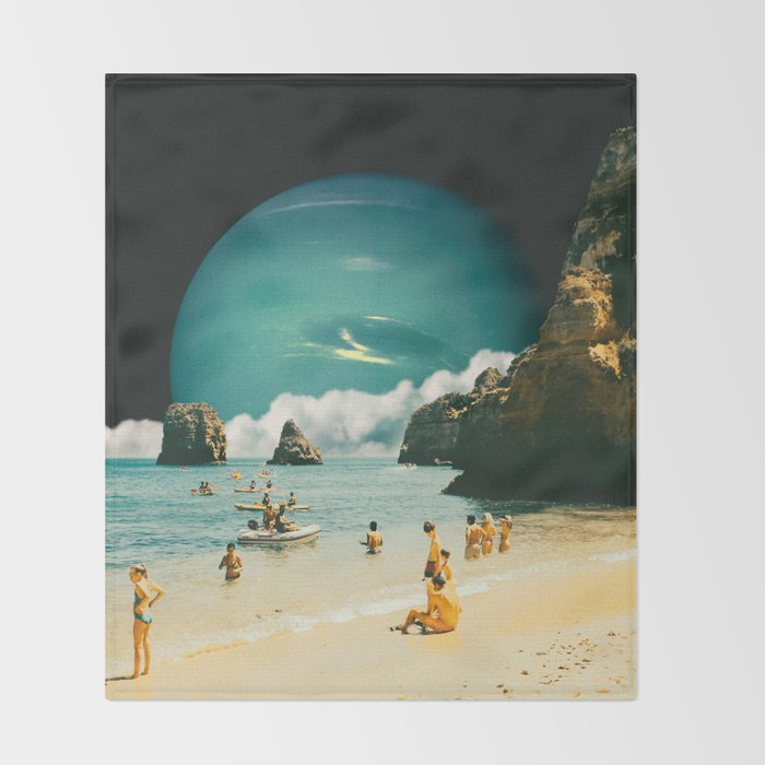 Space Beach Throw Blanket Gallery Image 2