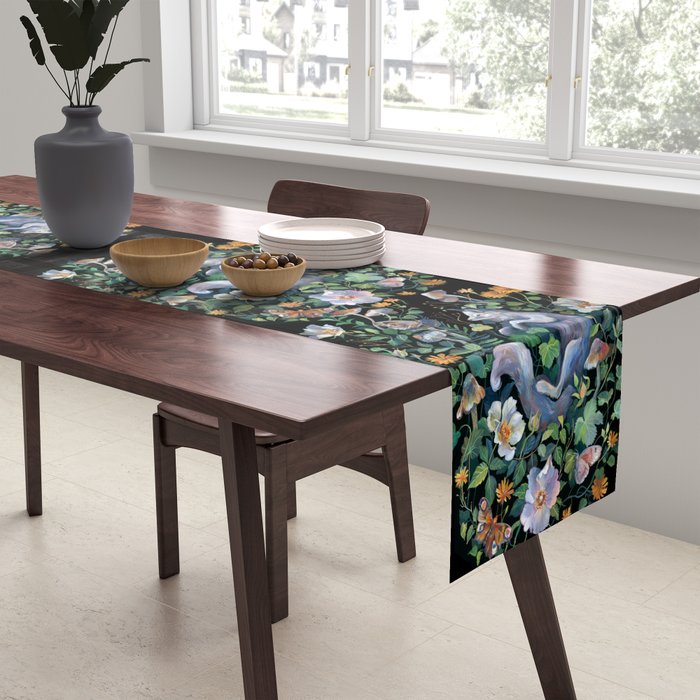 White Fox Garden Table Runner Gallery Image 2
