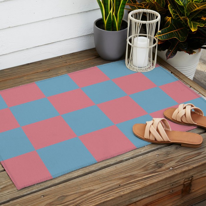 Cool Eclectic Revival Checks Outdoor Rug Gallery Image 2