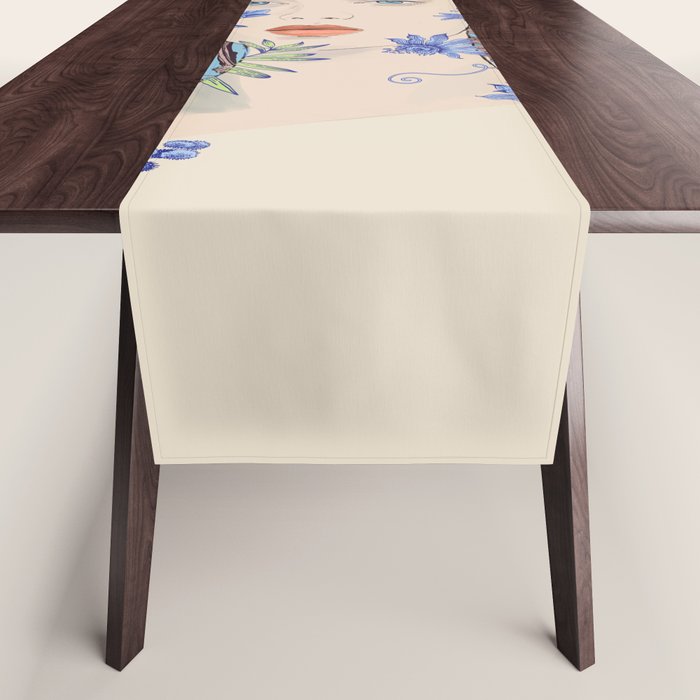 Blooming 26 Table Runner Gallery Image 1