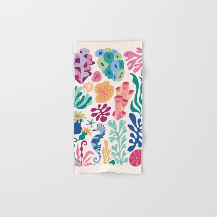 Modern Coral Pattern Bath Towel Gallery Image 1