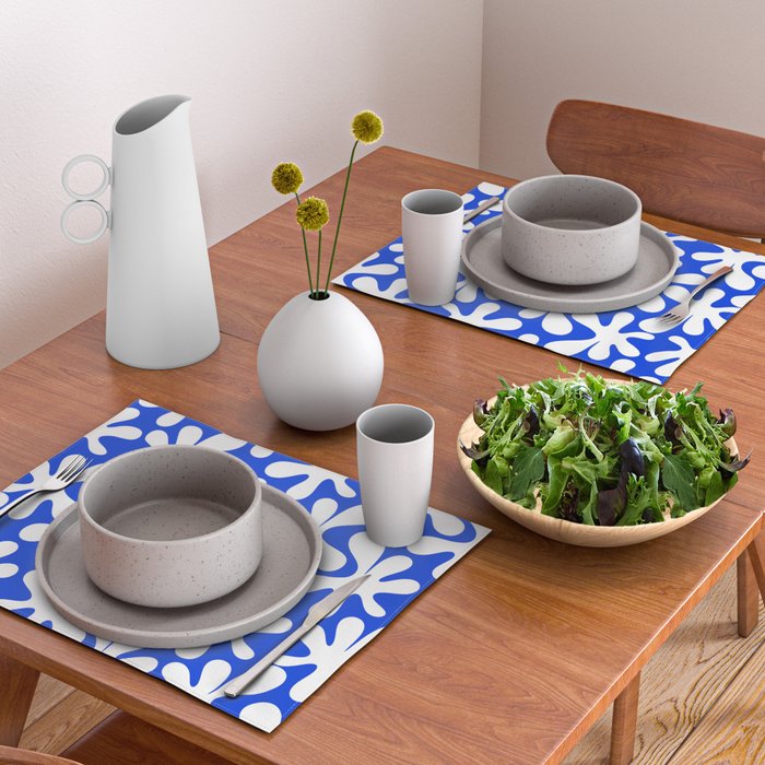 Bold Blue and White Funky Amoeba Dance Pattern Placemat Gallery Image 2