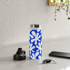 Bold Blue and White Funky Amoeba Dance Pattern Water Bottle Gallery Image 4