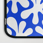 Bold Blue and White Funky Amoeba Dance Pattern Laptop Sleeve Gallery Image 3