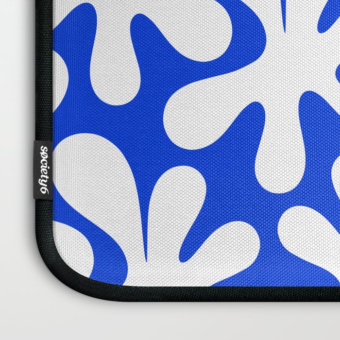 Bold Blue and White Funky Amoeba Dance Pattern Laptop Sleeve Gallery Image 3