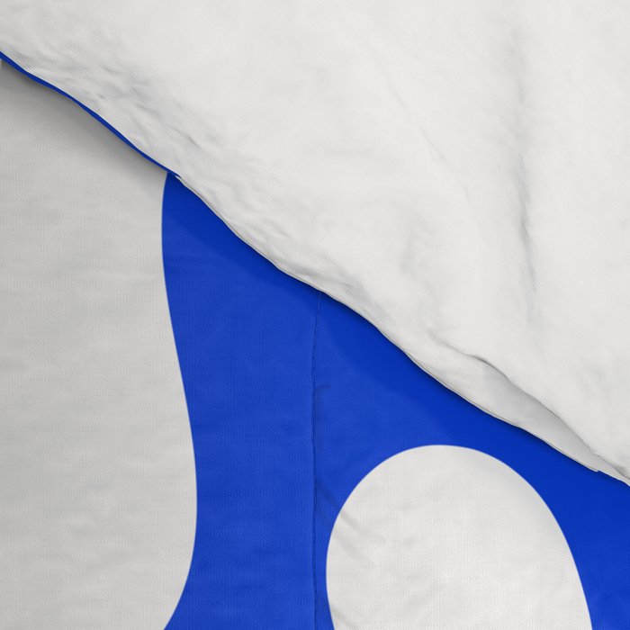 Bold Blue and White Funky Amoeba Dance Pattern Comforter Gallery Image 4