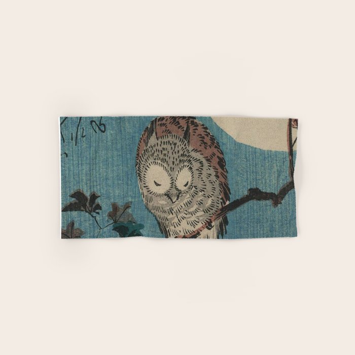 Vintage Japanese Owl Bath Towel Gallery Image 1