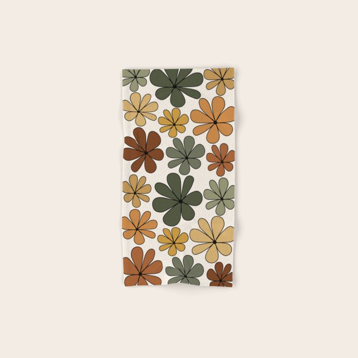 Retro Daisy Pattern Multicolor IX Bath Towel Gallery Image 1