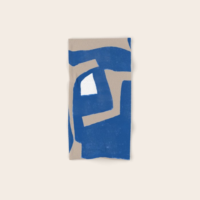 Modern Graphic Art Bath Towel Gallery Image 1
