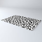 Abstract black organic liquid shape pattern Rug Gallery Image 3