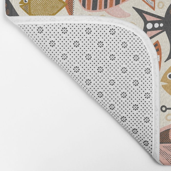 Mid Mod Deep Sea Fishing Ivory Bath Mat Gallery Image 2