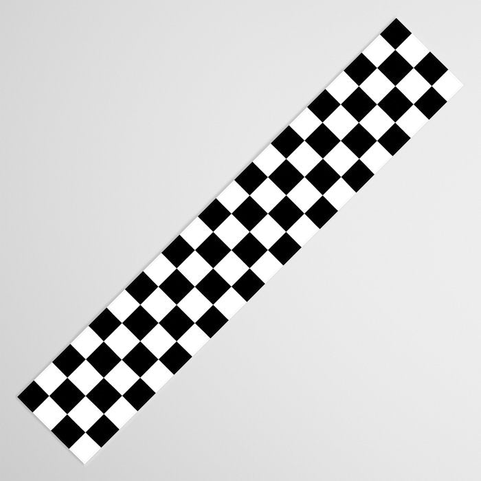 Checkered pattern grid / Vintage 80s / Retro 90s Table Runner Gallery Image 3