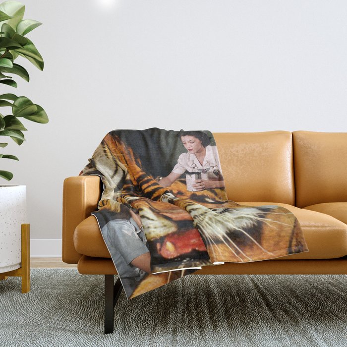 The Making of a Tiger Throw Blanket Gallery Image 1
