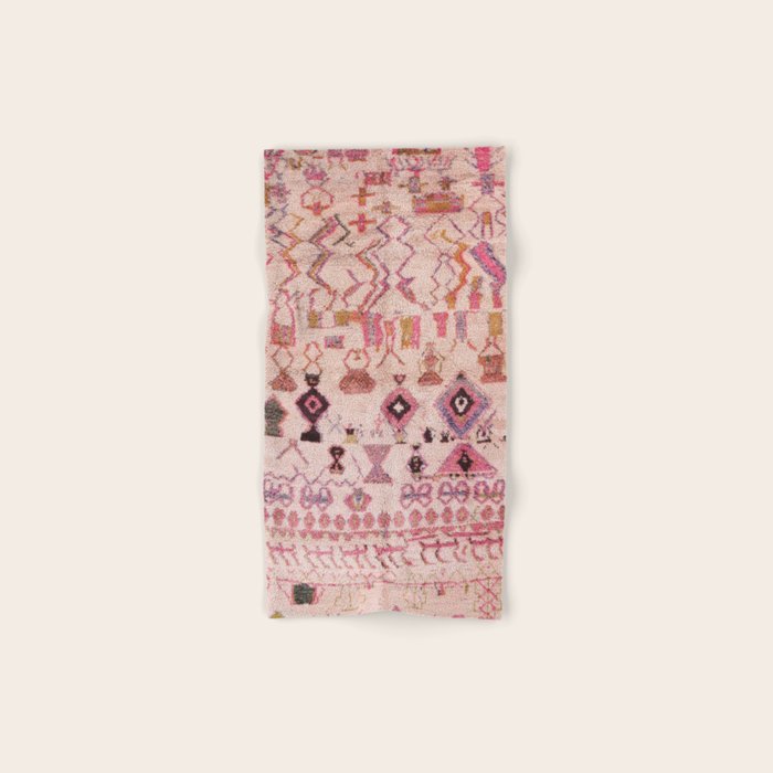 Vintage Moroccan Design Bath Towel Gallery Image 1
