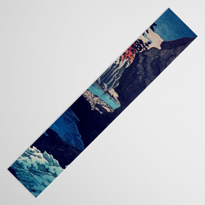 Hunker Down at Risna Table Runner Gallery Image 3