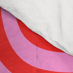 Preppy Pink and Red Abstract Confaab Vertical Pattern Comforter Gallery Image 4