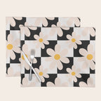 Black and White Checkered Daisy pattern  Placemat Gallery Image 1