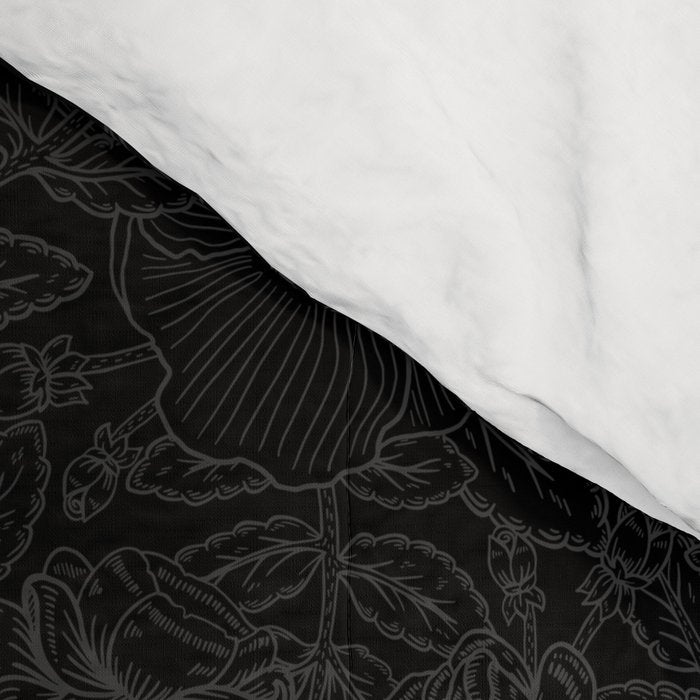 Gothic Country Rose in Black Comforter Gallery Image 4
