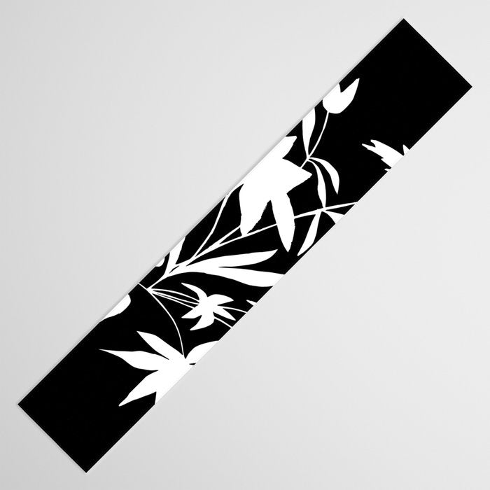 Fireworks Flowers  Table Runner Gallery Image 3