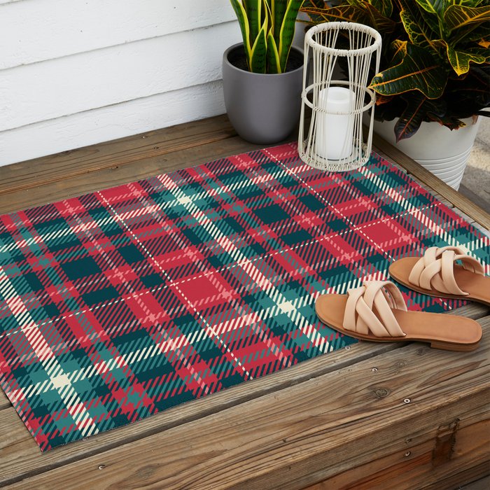Classic Christmas Plaid Outdoor Rug Gallery Image 2