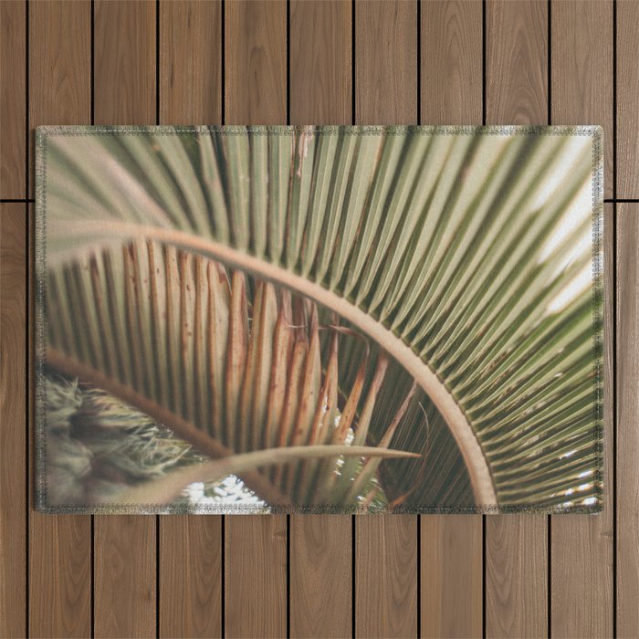 Curvy Outdoor Rug Gallery Image 1