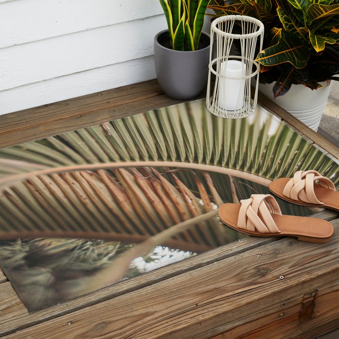 Curvy Outdoor Rug Gallery Image 2