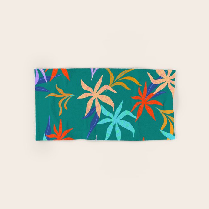 Tropicana Green Bath Towel Gallery Image 1
