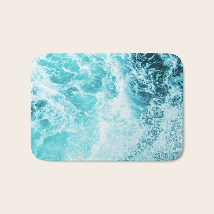 Perfect Sea Waves Bath Mat Gallery Image 1