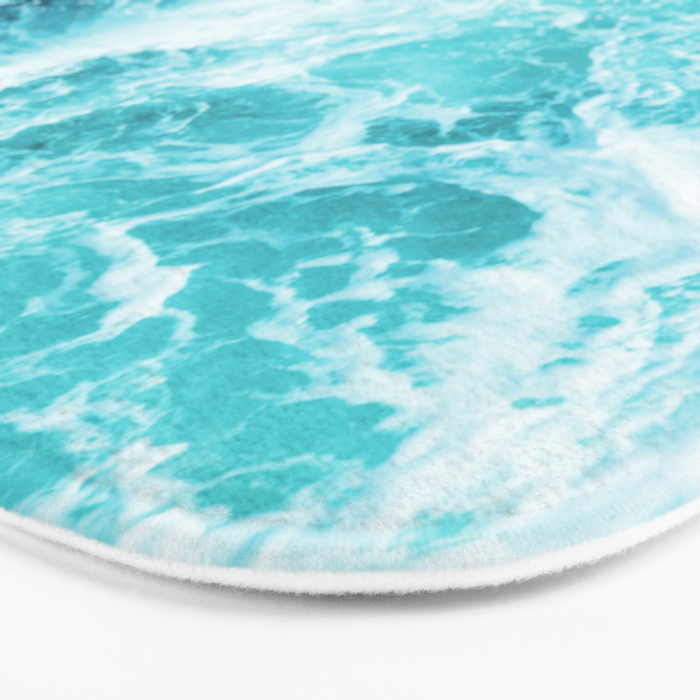 Perfect Sea Waves Bath Mat Gallery Image 3
