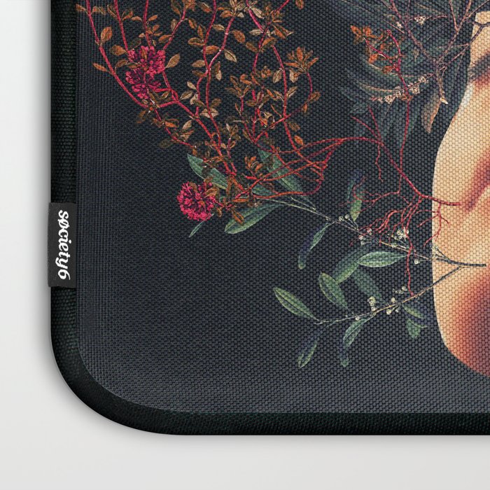 Kissing Rosa Laptop Sleeve Gallery Image 3