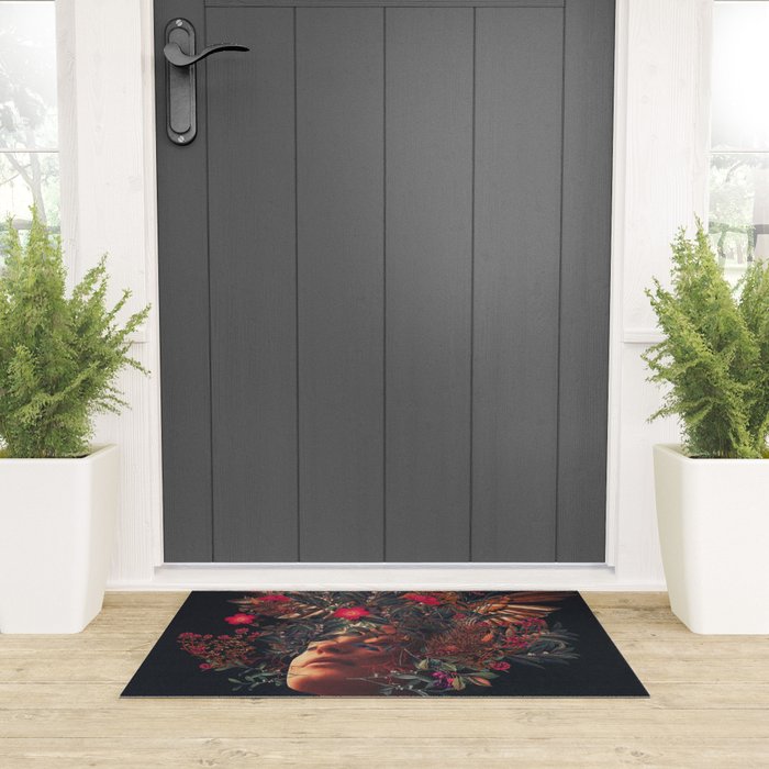 Kissing Rosa Welcome Mat Gallery Image 3
