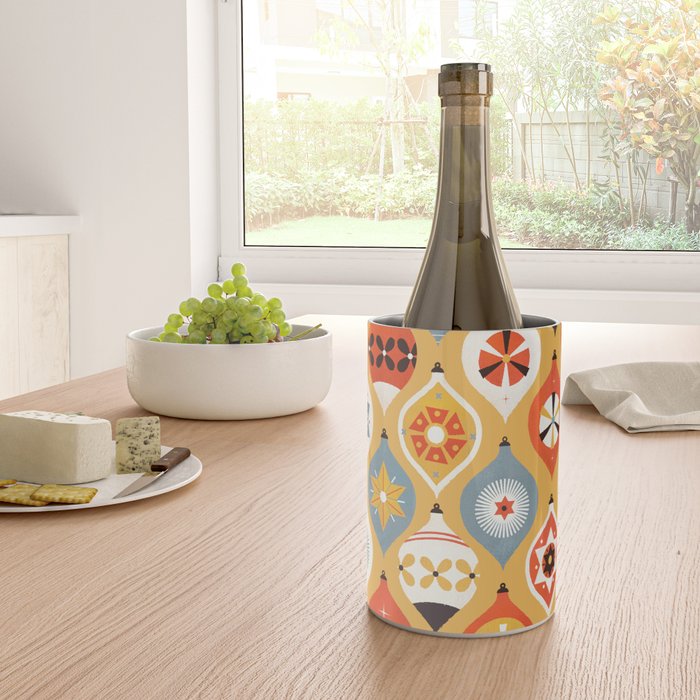 Festive Old-fashioned Christmas Tree Baubles Wine Chiller Gallery Image 4