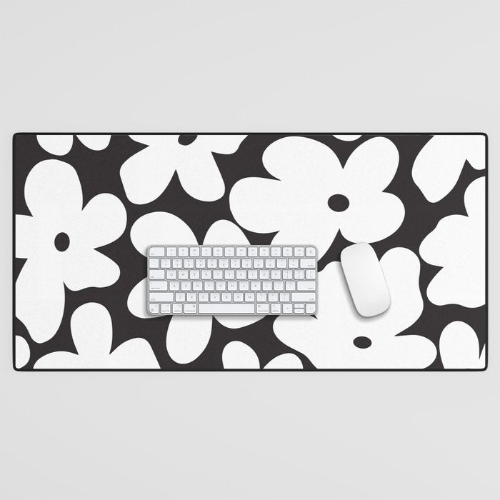 Black & White Flower - 70's White Daisies Desk Mat Gallery Image 1
