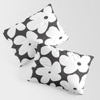 Black & White Flower - 70's White Daisies Pillow Sham Gallery Image 3