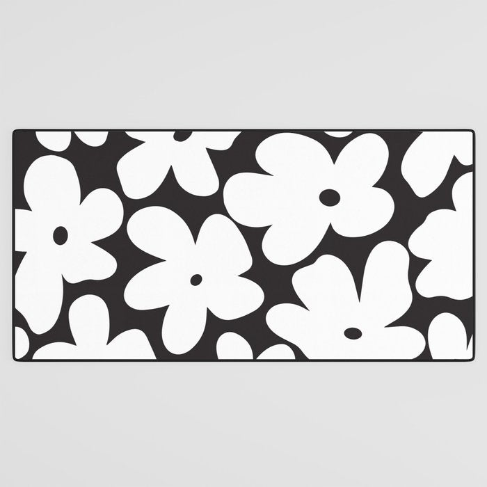 Black & White Flower - 70's White Daisies Desk Mat Gallery Image 3