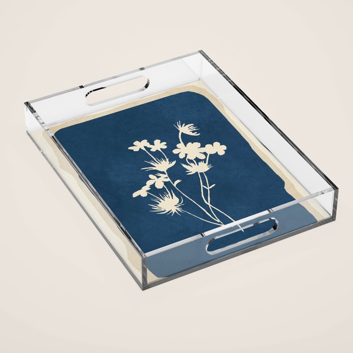 Leaf Design 26 Acrylic Tray Gallery Image 1