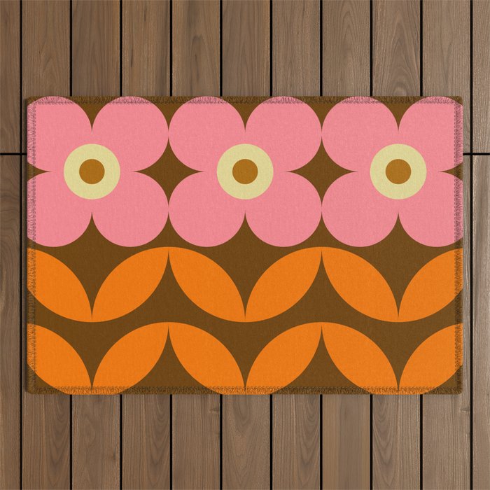 Retro Flower 10B Outdoor Rug Gallery Image 1