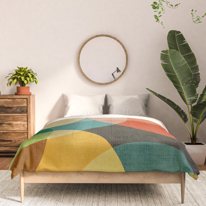 Colorful Modern Bold Circles MCM Artwork Comforter Gallery Image 3